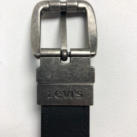 Levi’s Brown and Black Reversible Belt Size Large - Picture 2 of 4